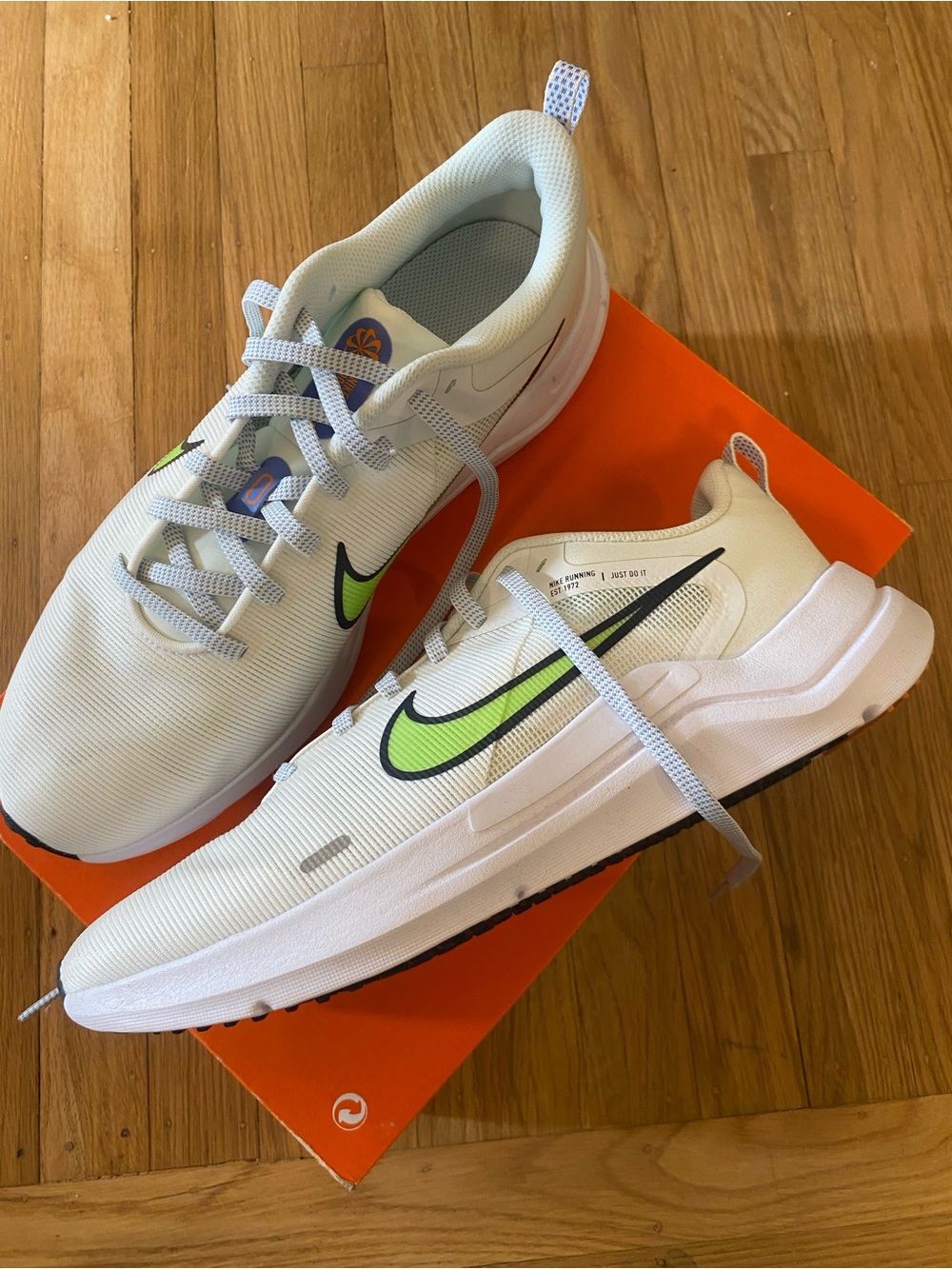 NEW Nike Downshifter 12 Womens Summit White Obsidian Lime Blast